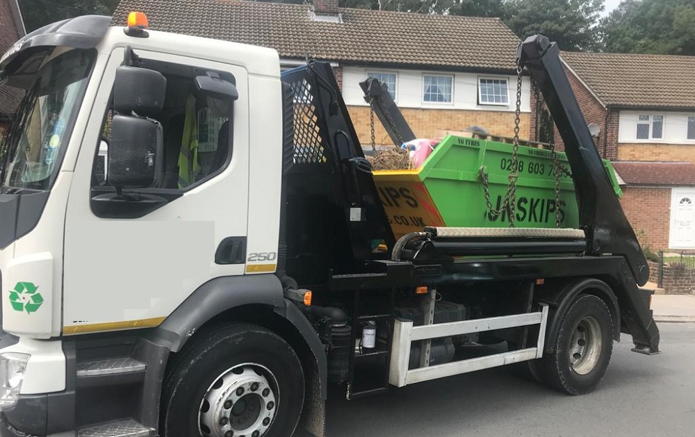 What Are The Benefits Of Hiring Skip Bins?